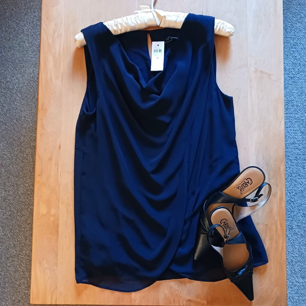 Drape front tank NWT